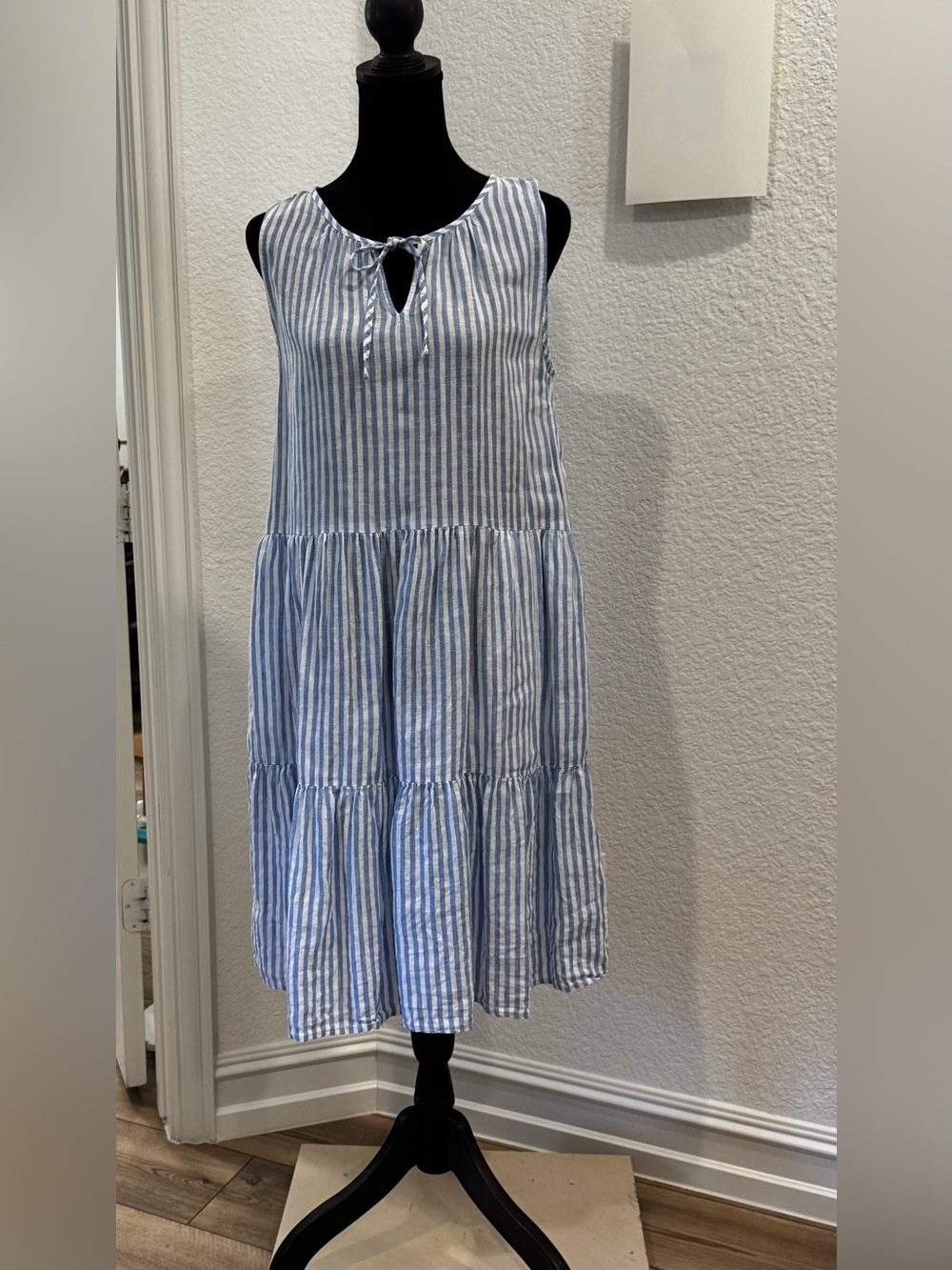 Talbots Sleeveless Blue & White Striped Tiered Summer Dress Size M medium